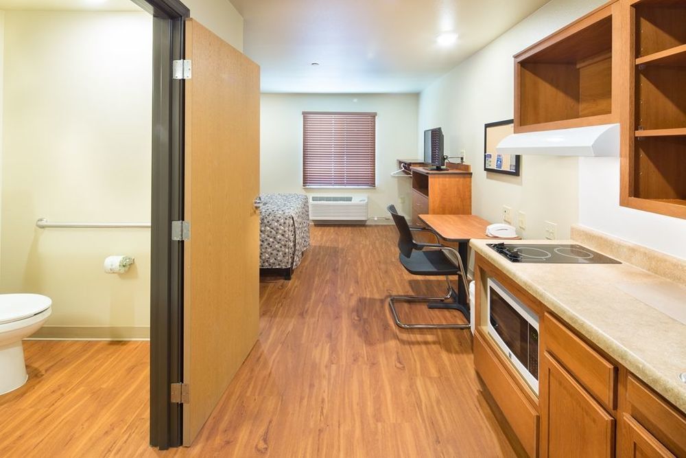 Extended Stay America Select Suites - Cleveland - Mentor Room photo