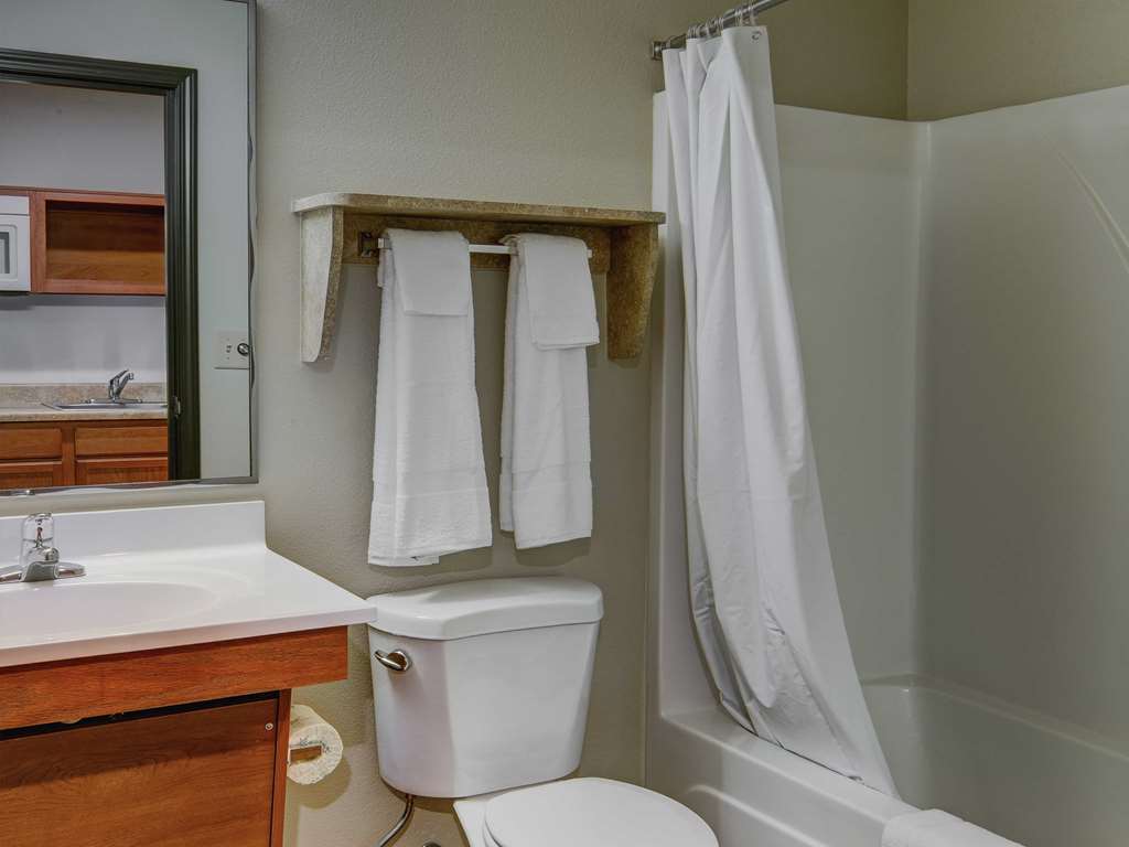 Extended Stay America Select Suites - Cleveland - Mentor Room photo